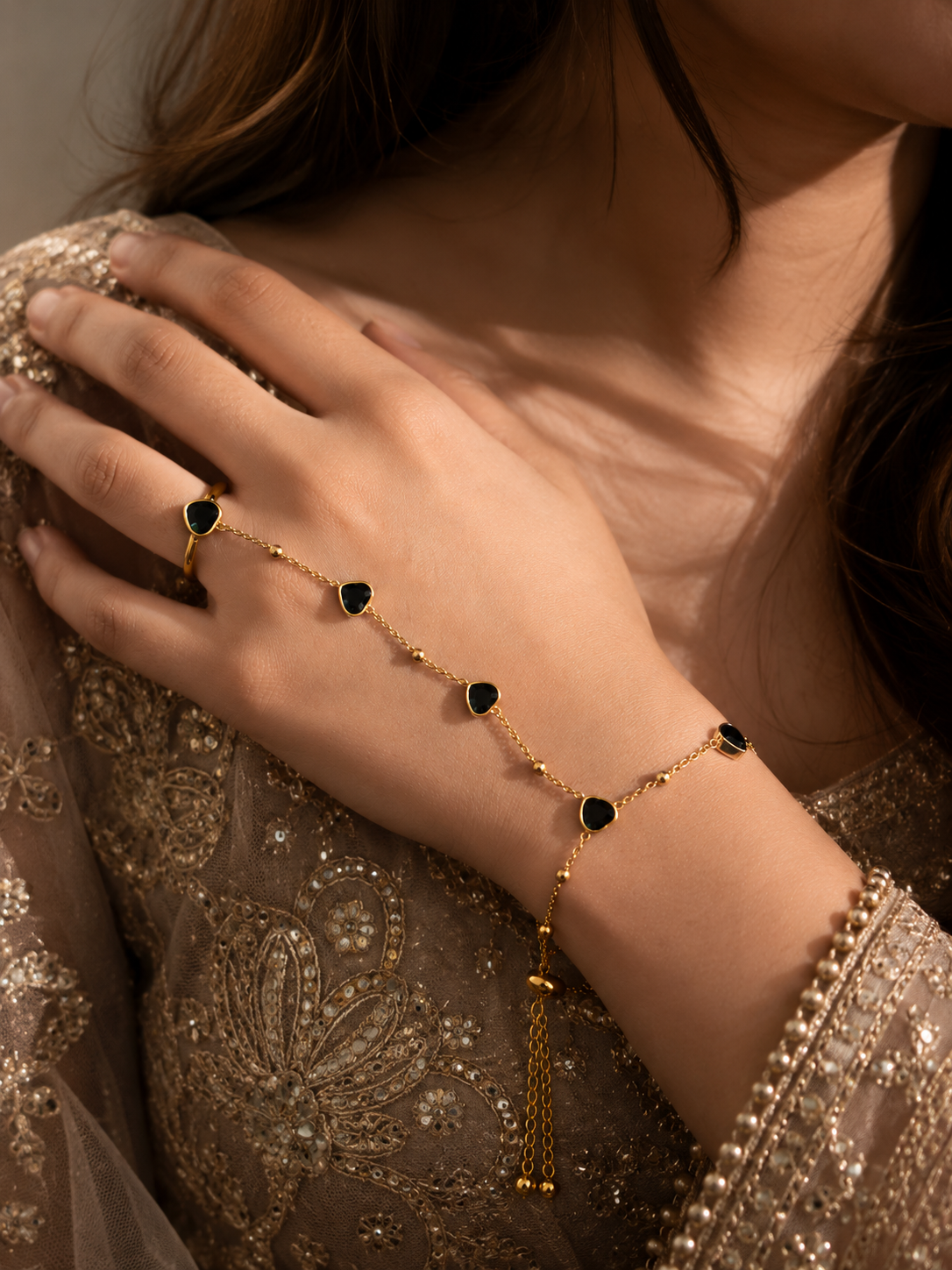 Black Heart Ring Bracelet