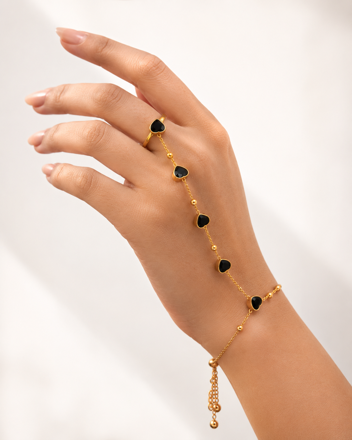 Black Heart Ring Bracelet - Image 4